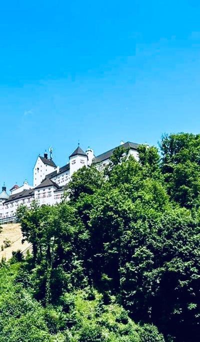 Schloss-zeit Apartment Aschau im Chiemgau